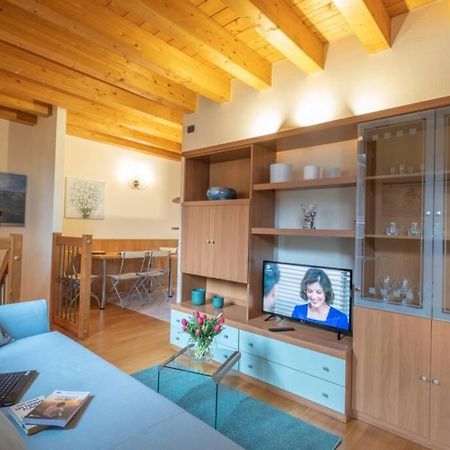 Happy Guest Apartments - Feel The Lake Riva di Solto Εξωτερικό φωτογραφία