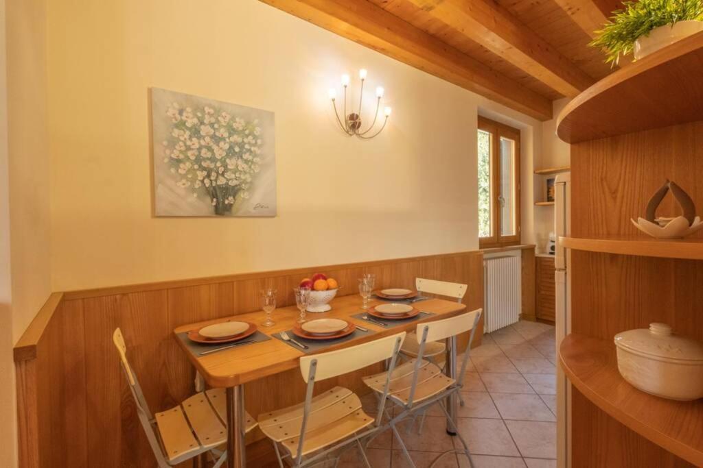 Happy Guest Apartments - Feel The Lake Riva di Solto Εξωτερικό φωτογραφία