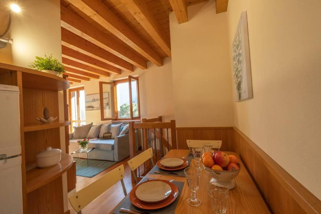 Happy Guest Apartments - Feel The Lake Riva di Solto Εξωτερικό φωτογραφία